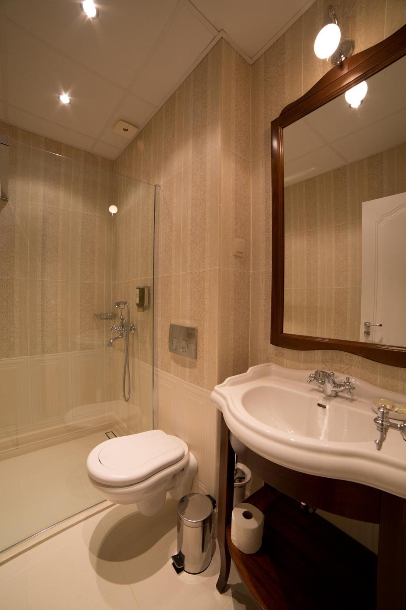 Midalidare Hotel&Spa Mogilovo Esterno foto